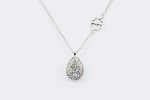 Collana goccia Liberty White - Gioielleria Casavola Noci - Idea regalo - anniversario - laurea ragazza