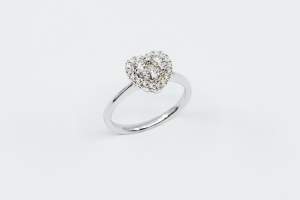 Anello cuore Liberty White 47 punti - Idea regalo donna importante - Gioielleria Casavola Noci