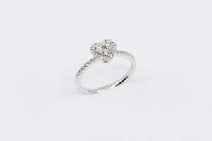 Anello cuore Liberty White Pavé Piccolo - idea regalo fidanzamento - Casavola Noci