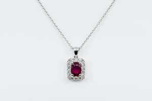 Collana pendente quadrato rubino diamanti Prestige - Gioielleria Casavola Noci - idea regalo donne anniversario matrimonio