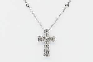 Collana Croce Fidelis Précieux white - Gioielleria Casavola Noci - idee regalo