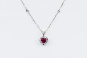 Collana cuore rubino pavé diamanti Prestige - Gioielleria Casavola Noci - idee regalo ragazza