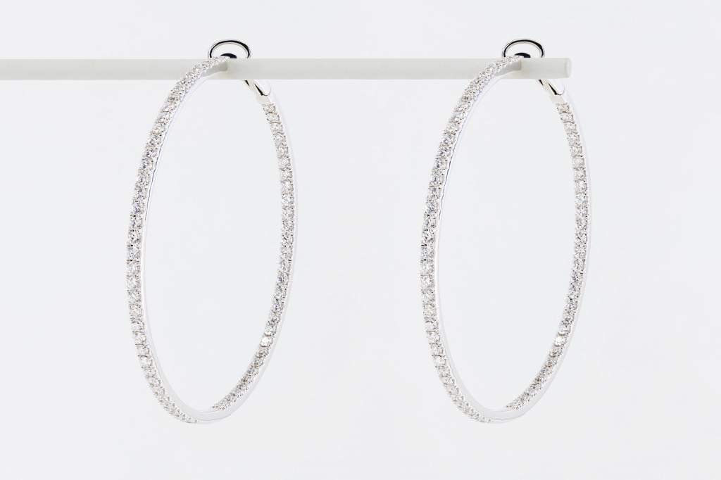 Crivelli orecchini cerchio oro bianco pavé grandi - Gioielleria Casavola Noci - idee regalo donne