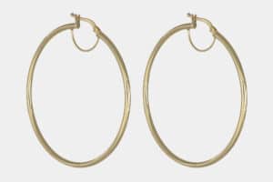 Orecchini a cerchio oro giallo archetto 4 cm - Gioielleria Casavola di Noci - idee regalo compleanno 40 anni migliore amica