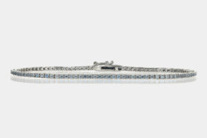 Bracciale tennis donna oro bianco zirconi azzurri - Gioielleria Casavola di Noci - idee regalo compleanno 18 anni migliore amica