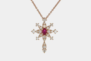Collana Long Snowflake diamanti e rubino Rosé - Gioielleria Casavola di Noci - in oro rosa con diamanti - idee regalo compleanno 50 anni mamma